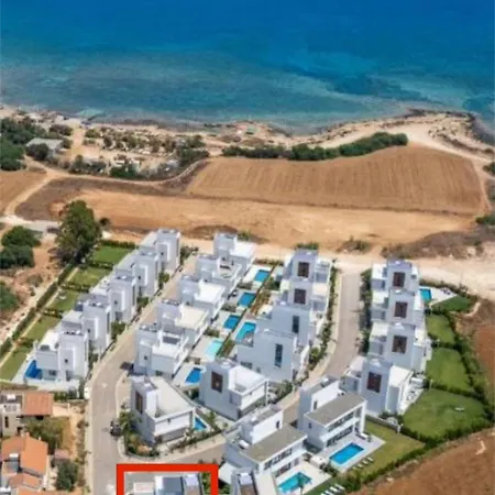 By The 7 Πρωταράς